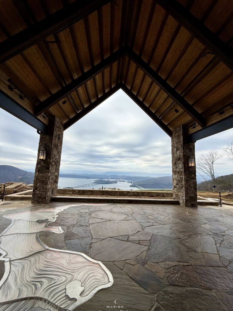 Riverdance restaurant Chattanooga Tennessee River views